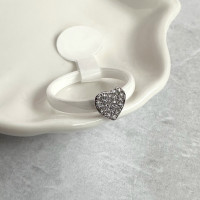Кольцо "Любовь" с сердцем и белой керамикой (размер 19), Xuping Jewelry