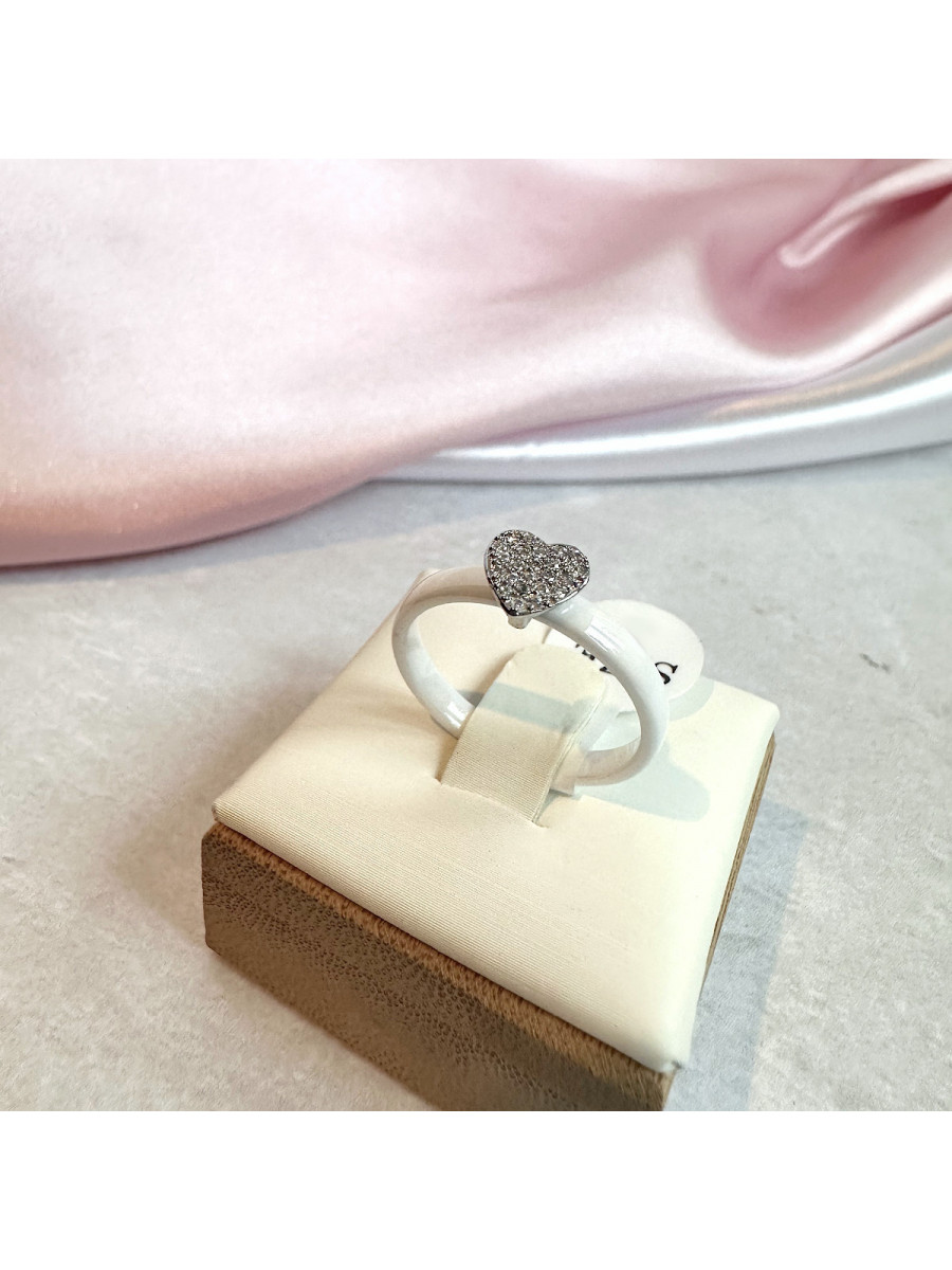 Кольцо "Любовь" с сердцем и белой керамикой (размер 18), Xuping Jewelry Кольцо "Любовь" с сердцем и белой керамикой (размер 18), Xuping Jewelry