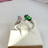 Кольцо Лиса в серебре с зеленым цирконом, Xuping Jewelry