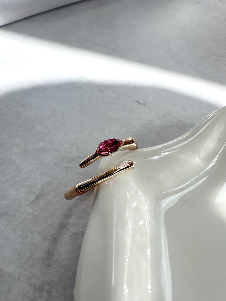 Кольцо-змея "Аспид" с розовым кристаллом Сваровски в голове (16-22), Xuping Jewelry