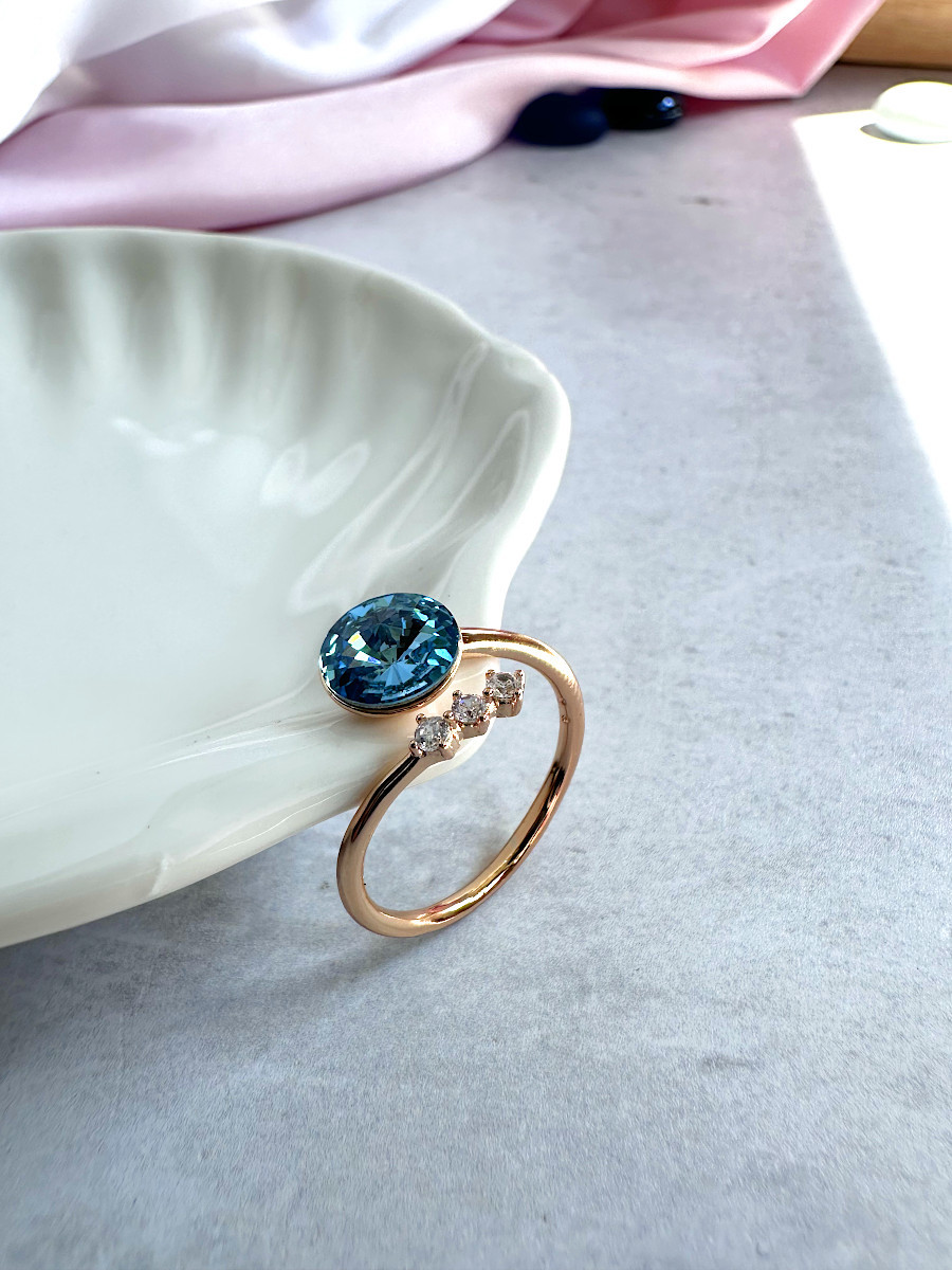 Кольцо "Изида" с голубым круглым кристаллом Сваровски, Xuping Jewelry Кольцо "Изида" с голубым круглым кристаллом Сваровски, Xuping Jewelry