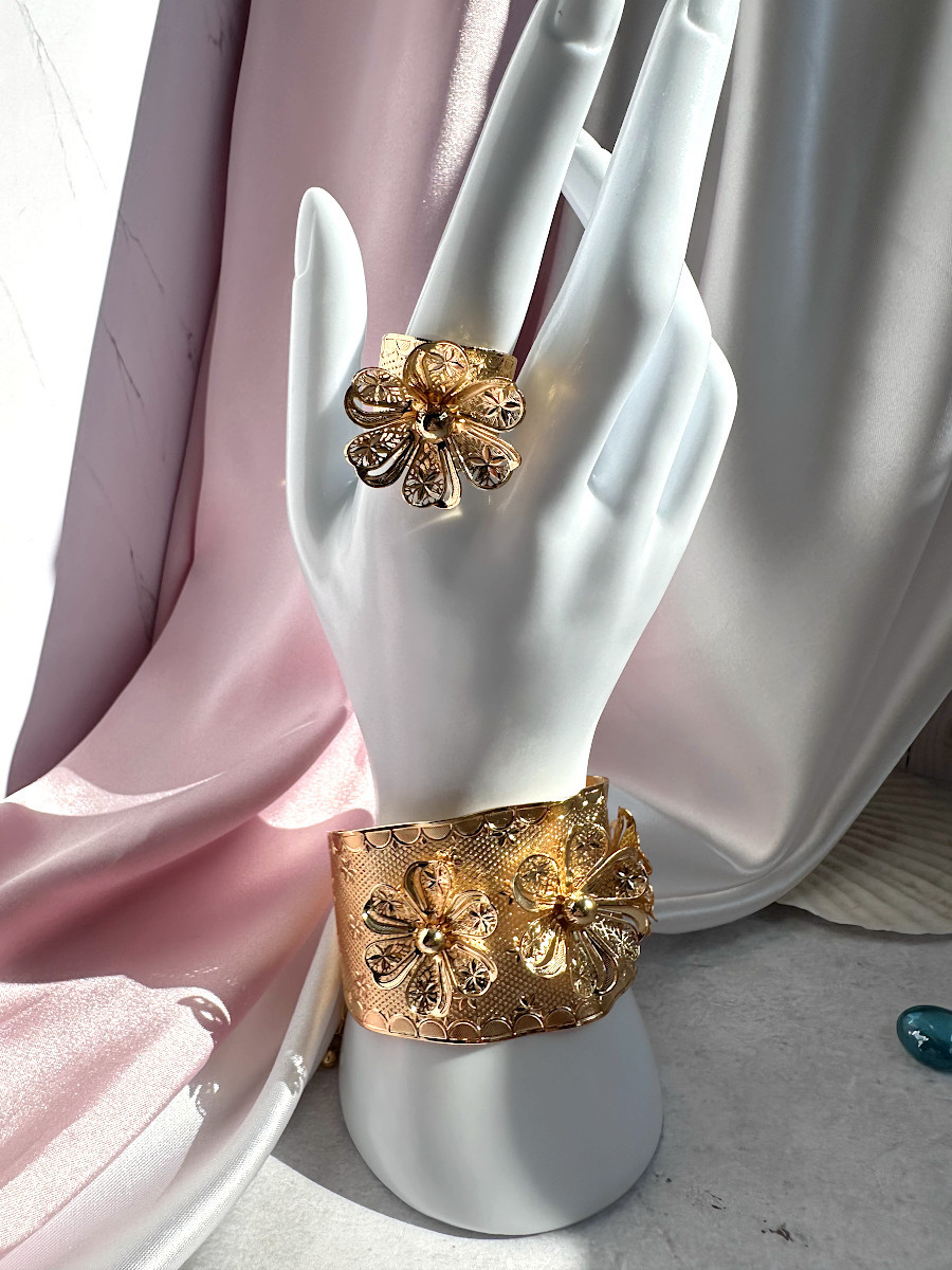 Ажурный комплект "Цветы": браслет и кольцо от Xuping Jewelry Ажурный комплект "Цветы": браслет и кольцо от Xuping Jewelry
