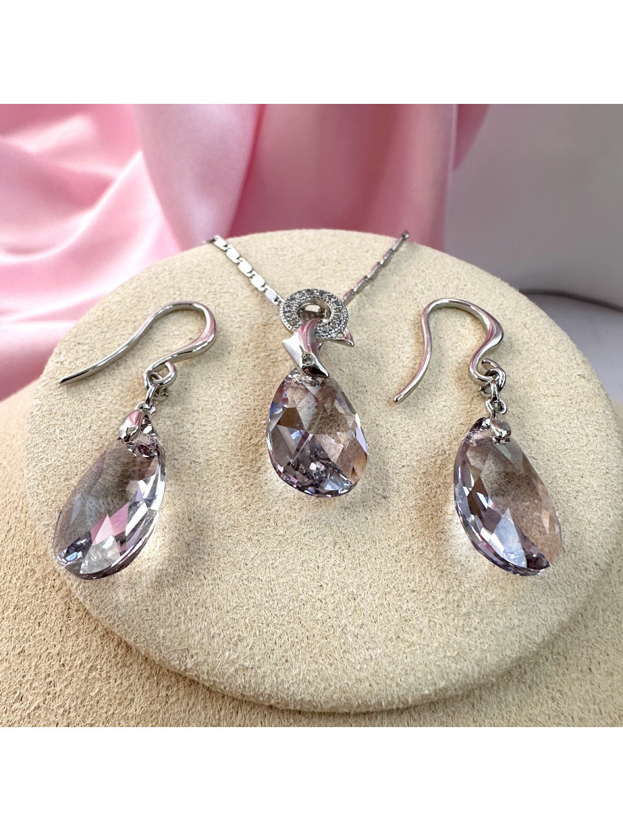 Комплект украшений Xuping Jewelry: колье и серьги с кристаллом Swarovski "Мальвина" Комплект украшений Xuping Jewelry: колье и серьги с кристаллом Swarovski "Мальвина"