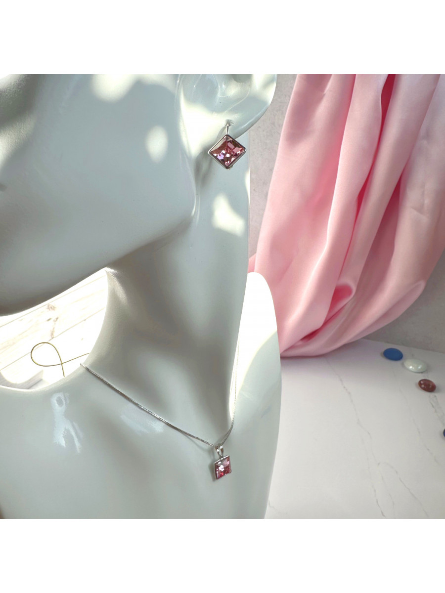 Колье и серьги с кристаллами Swarovski - комплект украшений “Crystal Rose” Колье и серьги с кристаллами Swarovski - комплект украшений “Crystal Rose”