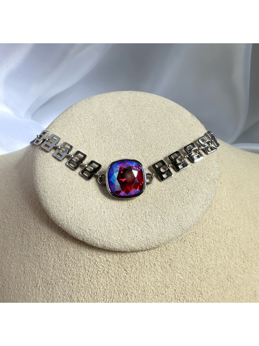Чокер "Жанна д'Арк" с бордово-голографическим кристаллом Swarovski (35-40 см.), Xuping Jewelry Чокер "Жанна д'Арк" с бордово-голографическим кристаллом Swarovski (35-40 см.), Xuping Jewelry