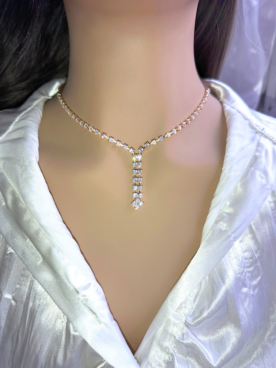 Праздничное колье-галстук из дорожки фианитов, Xuping Jewelry Праздничное колье-галстук из дорожки фианитов, Xuping Jewelry