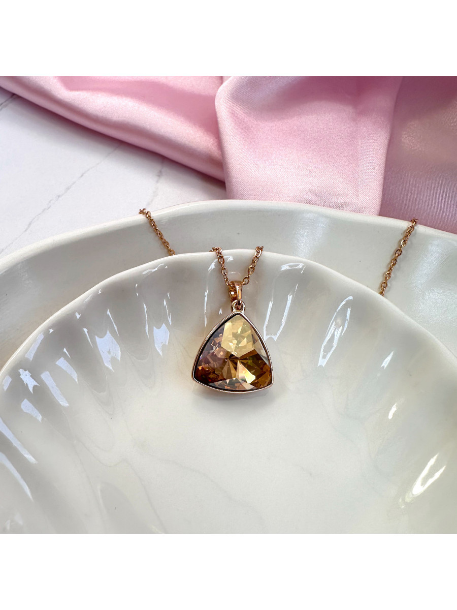 Колье Xuping Jewelry "Любава" с треугольным австрийским кристаллом цвета шампань