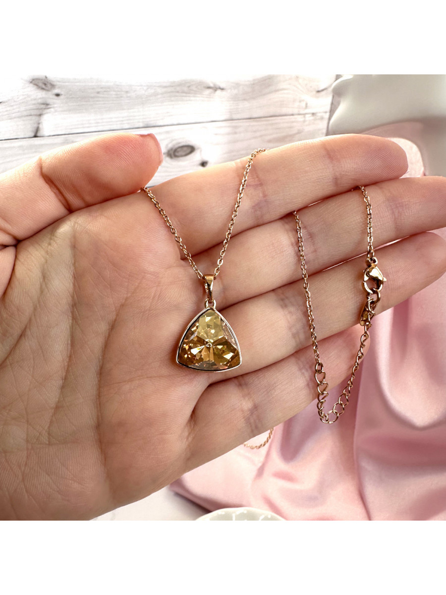 Колье Xuping Jewelry "Любава" с треугольным австрийским кристаллом цвета шампань