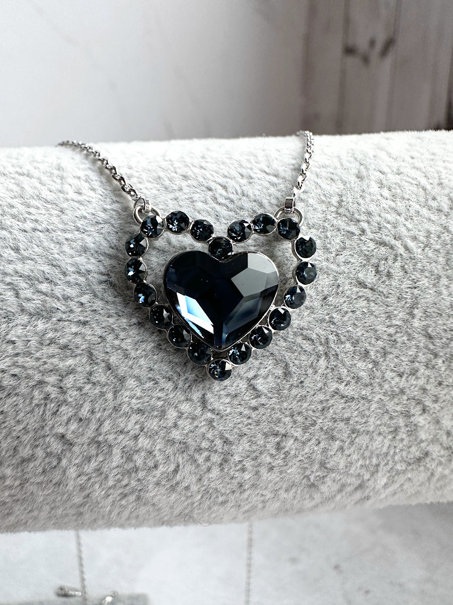 Колье «Биение сердца» с синими кристаллами Сваровски, Xuping Jewelry Колье «Биение сердца» с синими кристаллами Сваровски, Xuping Jewelry