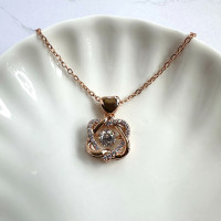 Кулон с цепочкой "Танцующий бриллиант" в золоте, Xuping Jewelry