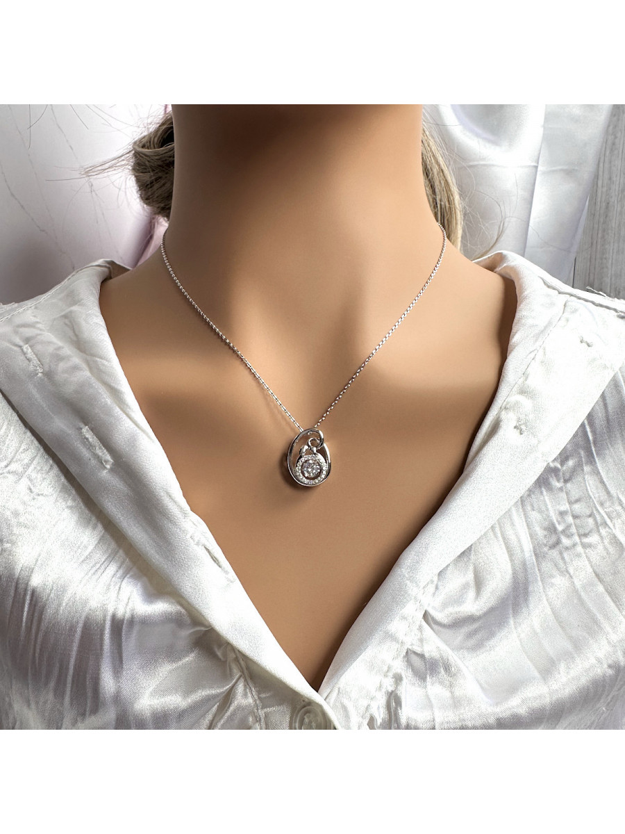 Подвеска "Танцующий циркон" в закрученном дизайне на цепочке, Xuping Jewelry
