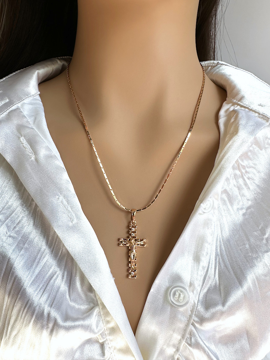 Крест "Казнь" с цирконами и цепочкой 50 см., Xuping Jewelry