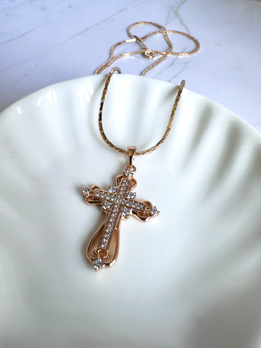 Крест "Упование" с фианитами и цепочкой 50 см., Xuping Jewelry Крест "Упование" с фианитами и цепочкой 50 см., Xuping Jewelry