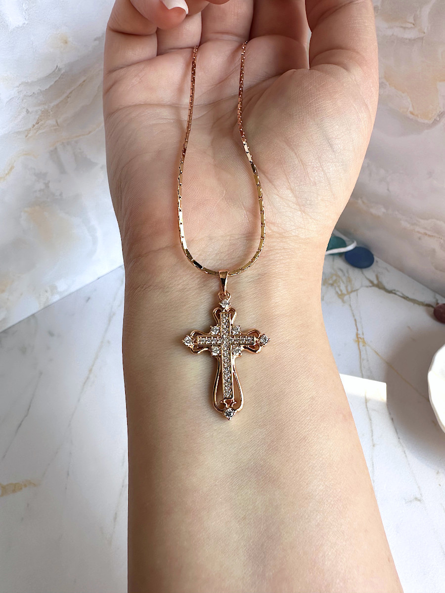 Крест "Упование" с фианитами и цепочкой 50 см., Xuping Jewelry Крест "Упование" с фианитами и цепочкой 50 см., Xuping Jewelry