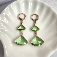 Серьги-подвески с зелеными треугольными цирконами, Xuping Jewelry